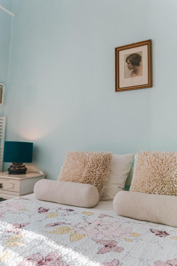 Arya Apartment ชิเบนิก ภายนอก รูปภาพ